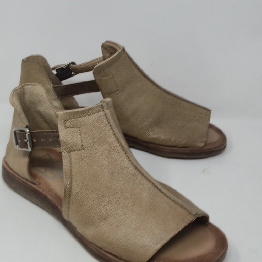 Miz Mooz Found Leather Sandals Womens 38 Wide Tan Ankle Strap Cutout Booties